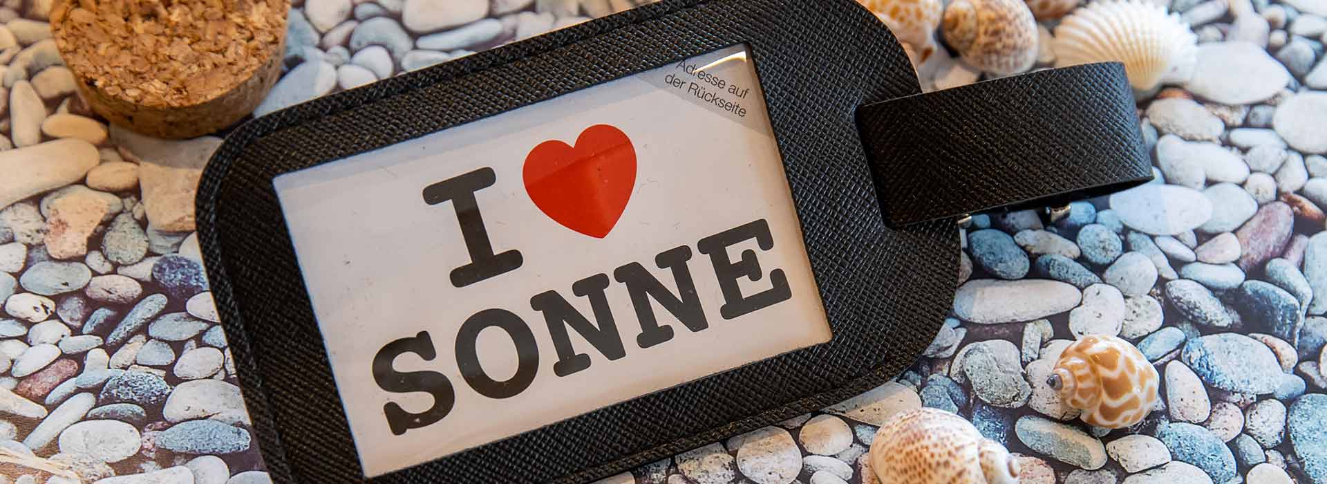 No. 1 Sun & Beauty Social Media
