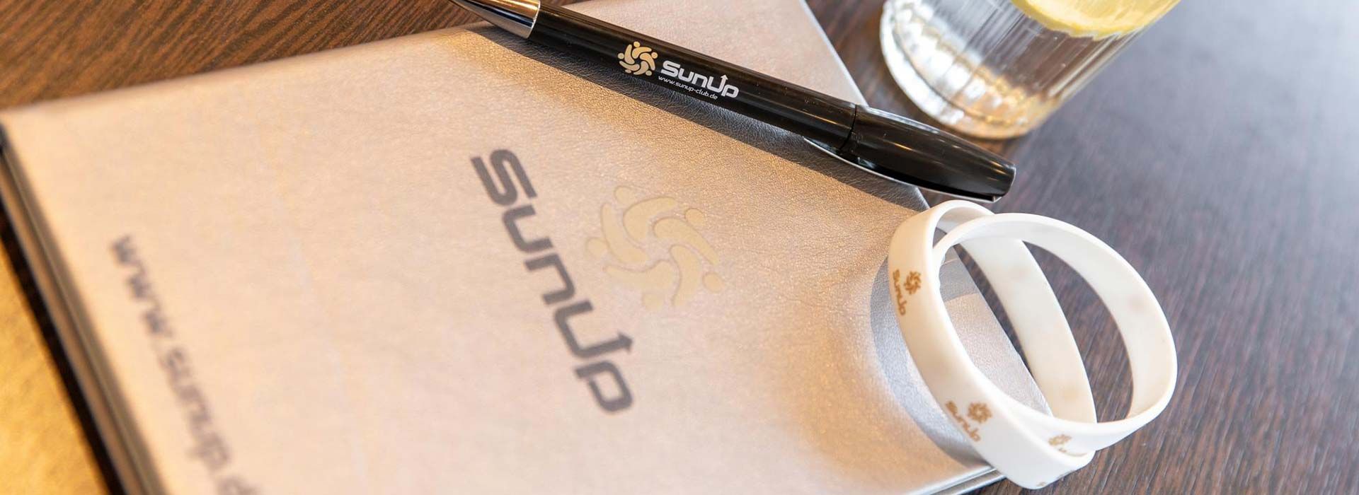 Herzlich Wilkommen beim SunUp Club!